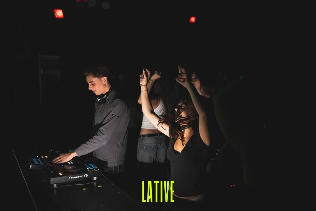 Puro Reggaeton Edition, Vol. II — 12/83