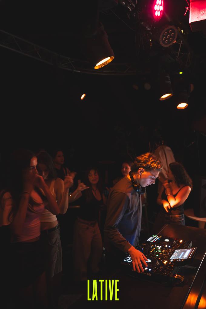 Puro Reggaeton Edition, Vol. II — 13/83